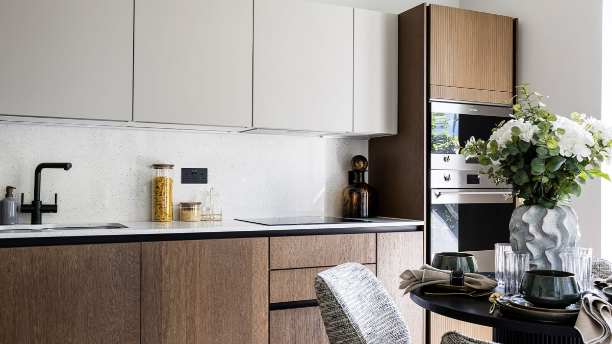 Kitchen at Arena Quayside, ©Galliard Homes.