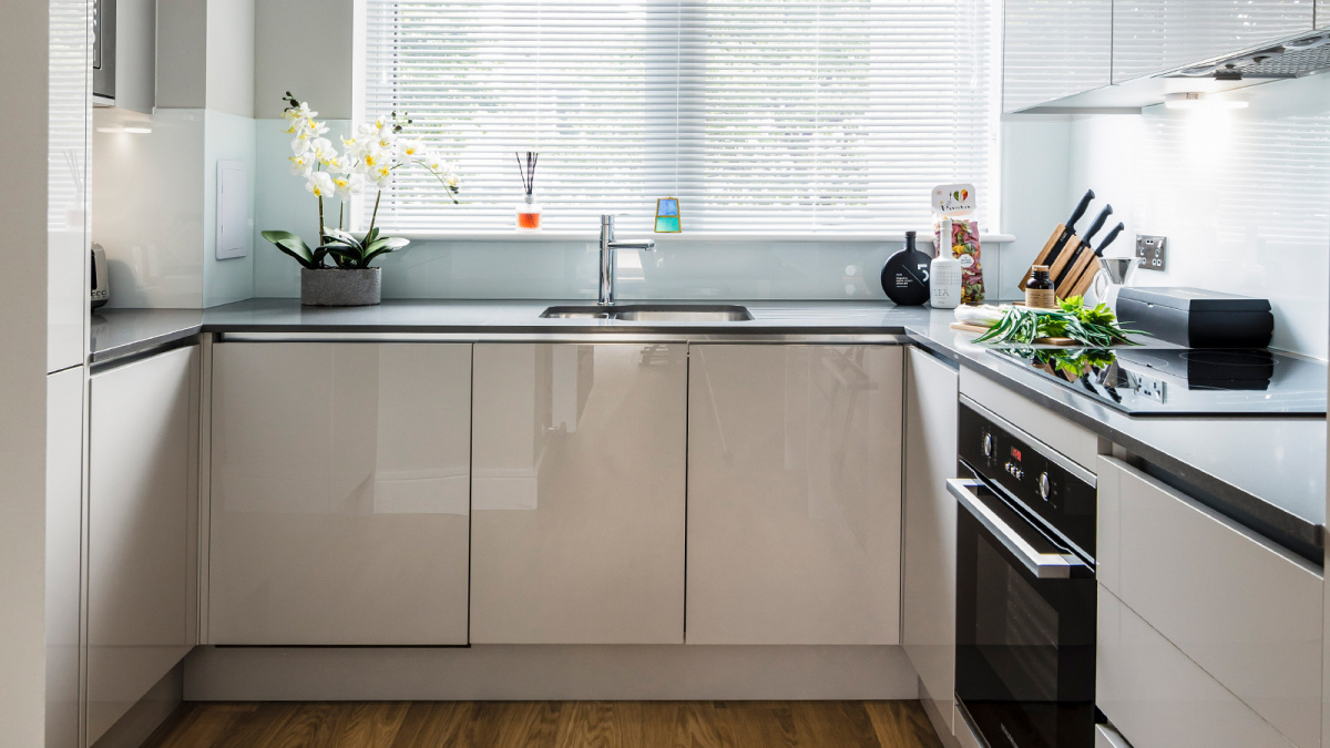 Kitchen area at a Wimbledon Grounds apartment, ©Galliard Homes.
