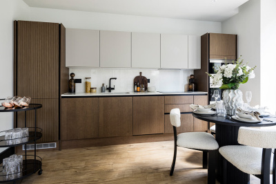 Kitchen and dining area at Plot A Arena Quayside ©Galliard Homes.